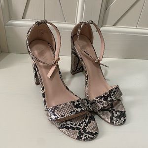 Size 9 BellaMarie snakeskin heels